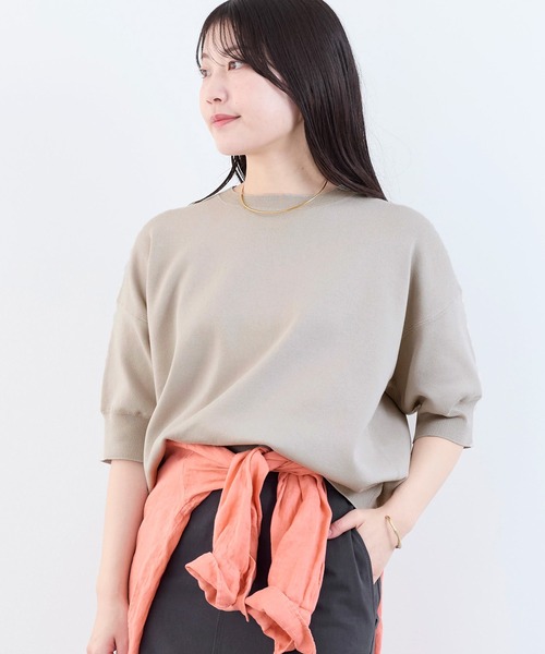 MICA&DEAL（マイカ＆ディール）の「【WEB限定カラーあり】スムースニットプルオーバー（ニット/セーター・レディース・オフホワイト/ライトベージュ/ミント/ネイビー・FREE）」の2枚目の写真
