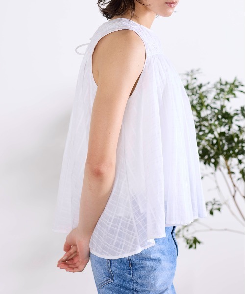 Marilyn Moon（マリリンムーン）の「sheer check 2way gathered blouse（シャツ/ブラウス・レディース・グレー/ネイビー/オフホワイト・FREE）」の7枚目の写真