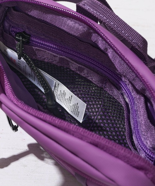 ELLIKER(エリカー)の「【ELLIKER / エリカー】Semer Sling Bag 1L / ミニショルダーバッグ(ショルダーバッグ・レディース・ブルー/カーキ/ブラック/ベージュ・FREE)」の16枚目の写真