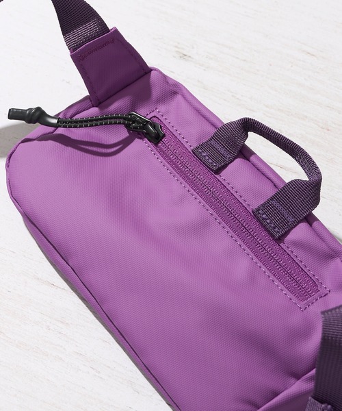 ELLIKER(エリカー)の「【ELLIKER / エリカー】Semer Sling Bag 1L / ミニショルダーバッグ(ショルダーバッグ・レディース・ブルー/カーキ/ブラック/ベージュ・FREE)」の19枚目の写真