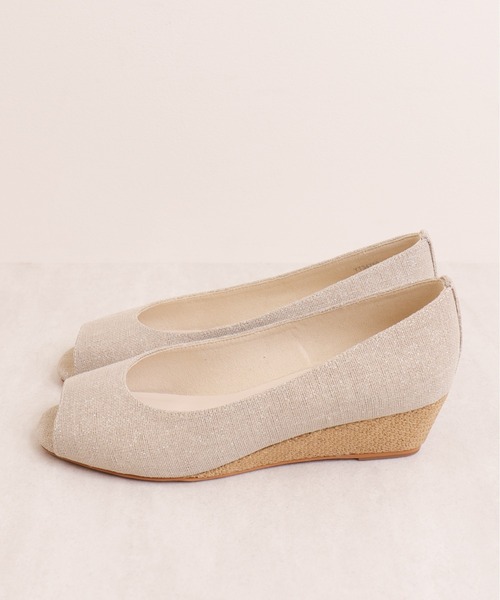 artemis by DIANA（アルテミスバイダイアナ）の「ウェッジソール　オープントゥパンプス（パンプス・レディース・ブラック/グレー/ベージュ・22.0cm/22.5cm/23.0cm/23.5cm/24.0cm/24.5cm/25.0cm）」の7枚目の写真