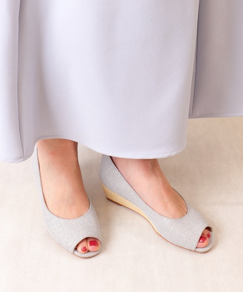 artemis by DIANA（アルテミスバイダイアナ）の「ウェッジソール　オープントゥパンプス（パンプス・レディース・ブラック/グレー/ベージュ・22.0cm/22.5cm/23.0cm/23.5cm/24.0cm/24.5cm/25.0cm）」の19枚目の写真