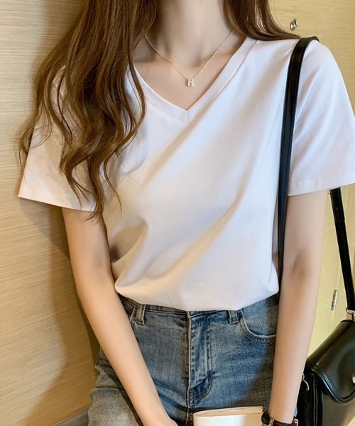 SallyLunn(サリーラン)の「ベーシックVネックTシャツ(Tシャツ/カットソー・レディース・イエロー/ピンク/ブラック/ホワイト・MEDIUM/LARGE)」の2枚目の写真