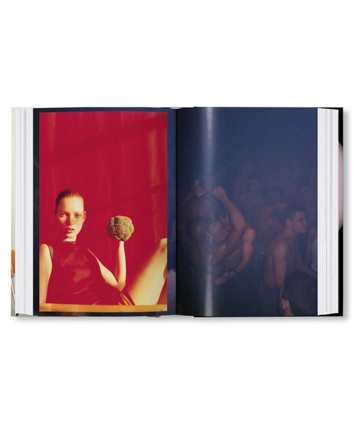 VILLA BOOKS（ヴィラ ブックス）の「WOLFGANG TILLMANS FOUR BOOKS（本・メンズ・その他・FREE）」の5枚目の写真