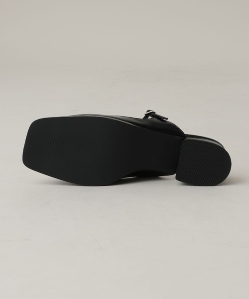 A part by（アパートバイ）の「ダブルストラップミュール（その他シューズ・レディース・ブラック/アイボリー・LARGE/MEDIUM）」の6枚目の写真