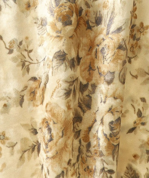 GANNI（ガニー）の「Printed Velour Jersey Turtlene T4356（Tシャツ/カットソー・メンズ・マルチ・36）」の3枚目の写真