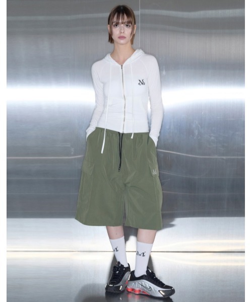 MUCENT(ムセント)の「A'GEM/9 × .kom 『MUCENT/ムセント』 LIGHT UP CROP HOOD ZIP-UP/ライトアップクロップジップアップパーカー(パーカー・レディース・ブラック/グレー/ホワイト・FREE)」の7枚目の写真