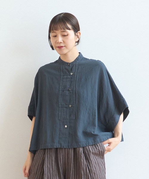 yuni(ユニ )の「強撚CottonLinen 近江晒short blouse(シャツ/ブラウス・レディース・カーキ/パープル/チャコールグレー/レッド・FREE)」の2枚目の写真
