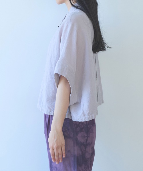 yuni(ユニ )の「強撚CottonLinen 近江晒short blouse(シャツ/ブラウス・レディース・カーキ/パープル/チャコールグレー/レッド・FREE)」の20枚目の写真