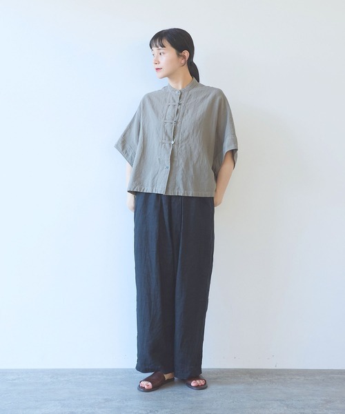 yuni(ユニ )の「強撚CottonLinen 近江晒short blouse(シャツ/ブラウス・レディース・カーキ/パープル/チャコールグレー/レッド・FREE)」の5枚目の写真