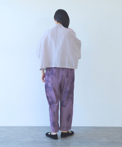 yuni(ユニ )の「強撚CottonLinen 近江晒short blouse(シャツ/ブラウス・レディース・カーキ/パープル/チャコールグレー/レッド・FREE)」の15枚目の写真