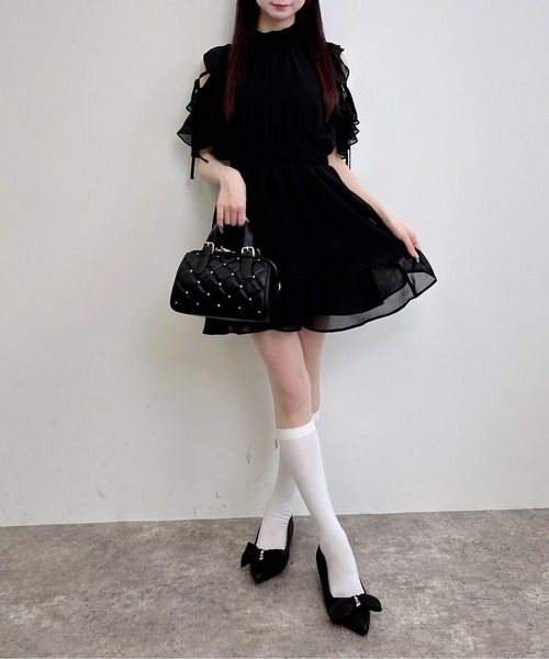 INGNI(イング)の「2Wayリボン肩あきフリルミニワンピース(ワンピース・レディース・ブラック系/ホワイト系その他3/ブラック系3/ブラック・M)」の20枚目の写真