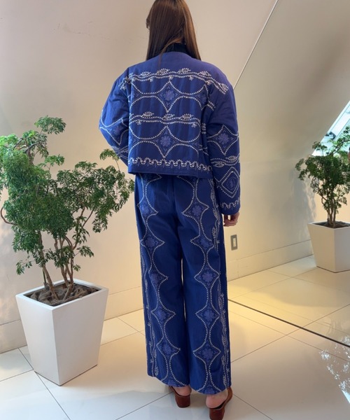 sara mallika（サラ マリカ）の「COTTON LINEN AARI EMBROIDERY（ノーカラージャケット・レディース・ブルー/ベージュ・FREE）」の3枚目の写真