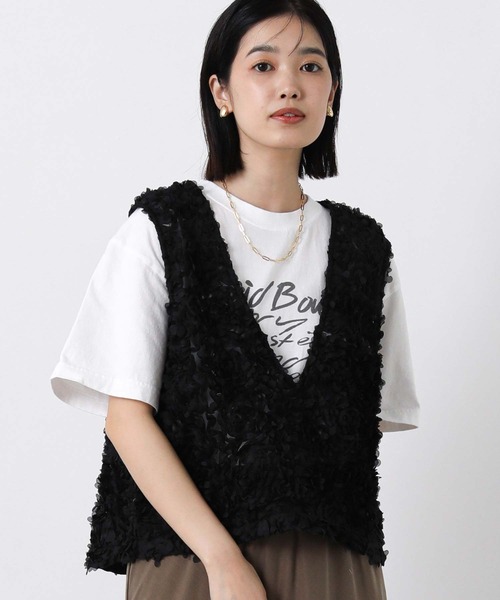 Gready Brilliant（グレディブリリアン）の「３ＤチュールＶネックベスト（シャツ/ブラウス・レディース・ブラック/オフホワイト・FREE）」の19枚目の写真