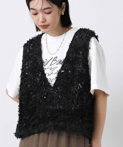 Gready Brilliant（グレディブリリアン）の「３ＤチュールＶネックベスト（シャツ/ブラウス・レディース・ブラック/オフホワイト・FREE）」の22枚目の写真