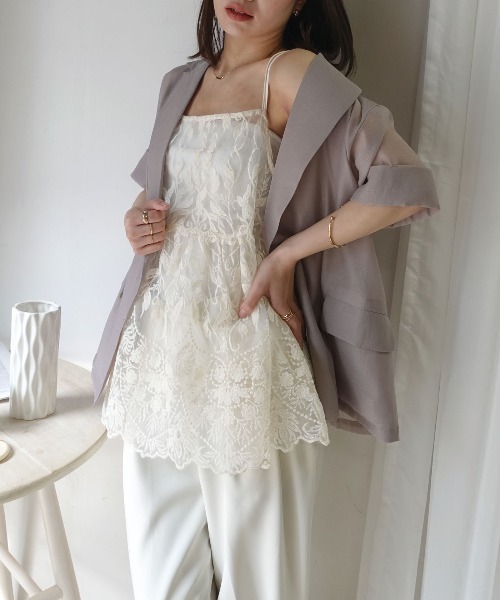 CORNERS(コーナーズ)の「オーガンジーレース刺繍キャミソール(キャミソール・レディース・ベージュ系その他/ホワイト/ブラック・M)」の17枚目の写真