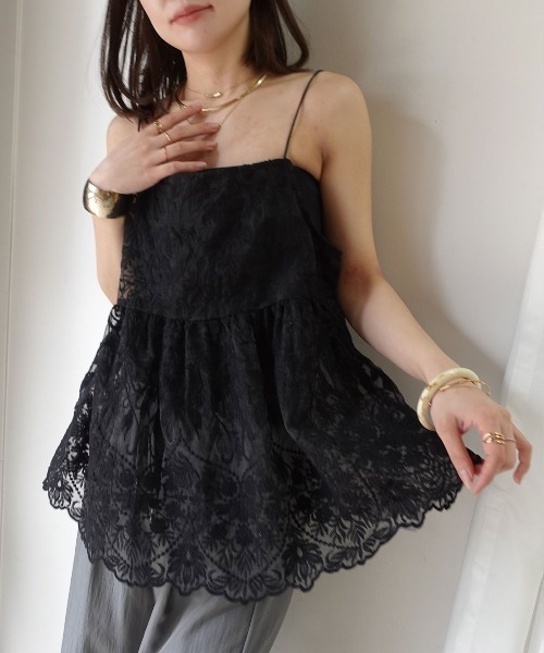 CORNERS(コーナーズ)の「オーガンジーレース刺繍キャミソール(キャミソール・レディース・ベージュ系その他/ホワイト/ブラック・M)」の22枚目の写真
