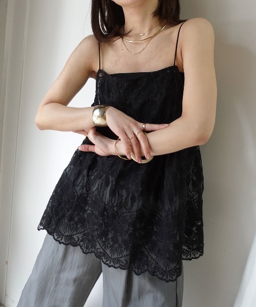 CORNERS(コーナーズ)の「オーガンジーレース刺繍キャミソール(キャミソール・レディース・ベージュ系その他/ホワイト/ブラック・M)」の20枚目の写真