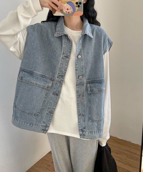 shoppinggo（ショッピングゴー）の「ジレベスト デニムベスト ノースリーブ アウター カーディガン レディース トップス ジャケット デニム 新作  前開き 体型カバー カジュアルコーデトップス ン Gジャン ジージャン（ベスト・レディース・ブルー/ブラック・M）」の22枚目の写真
