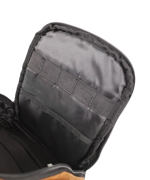 Carhartt(カーハート)の「【UT207】【Carhartt/カーハート】CROSS BODY ZIP BAG(ボディバッグ/ウエストポーチ・メンズ・ブラック/ブラウン・FREE)」の14枚目の写真