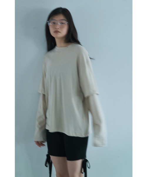 marjour（マージュール）の「MUTED TONES LAYERED LIKE TEE（Tシャツ/カットソー・レディース・ピンク/チャコールグレー/ベージュ・M）」の3枚目の写真