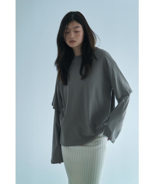 marjour（マージュール）の「MUTED TONES LAYERED LIKE TEE（Tシャツ/カットソー・レディース・ピンク/チャコールグレー/ベージュ・M）」の2枚目の写真
