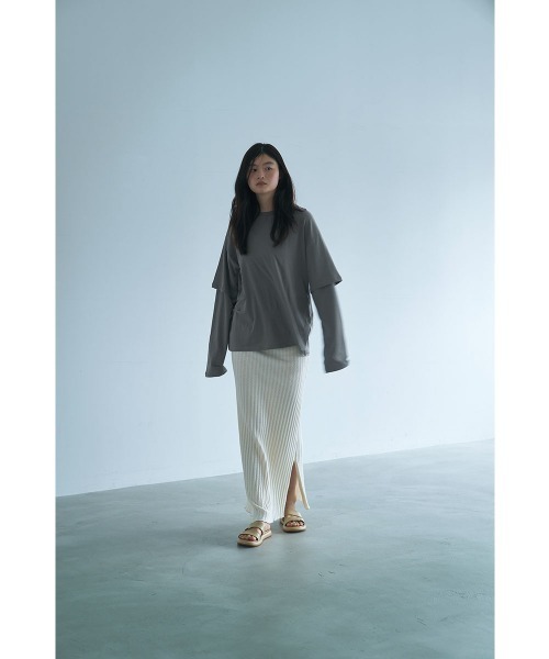 marjour（マージュール）の「MUTED TONES LAYERED LIKE TEE（Tシャツ/カットソー・レディース・ピンク/チャコールグレー/ベージュ・M）」の20枚目の写真