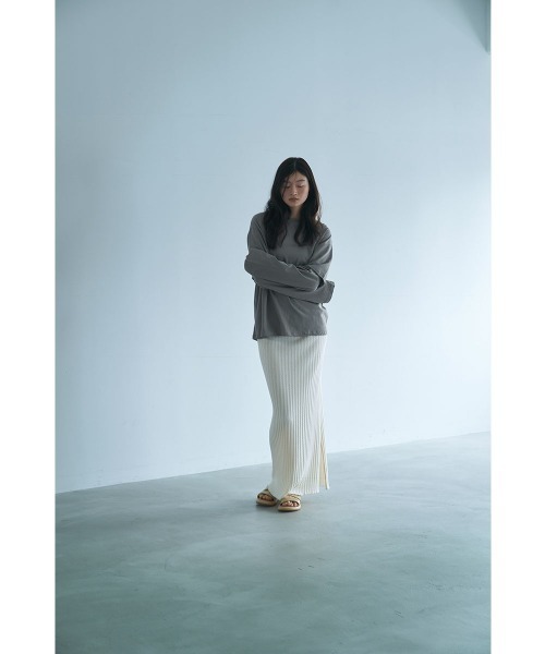 marjour（マージュール）の「MUTED TONES LAYERED LIKE TEE（Tシャツ/カットソー・レディース・ピンク/チャコールグレー/ベージュ・M）」の22枚目の写真