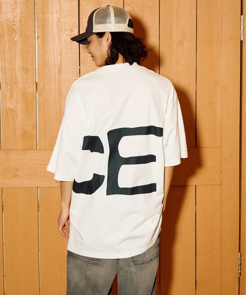 go slow caravan(ゴースローキャラバン)の「USA/C PEACE びっくり BIG TEE(Tシャツ/カットソー・メンズ・ホワイト/ブラック・X-LARGE)」の6枚目の写真