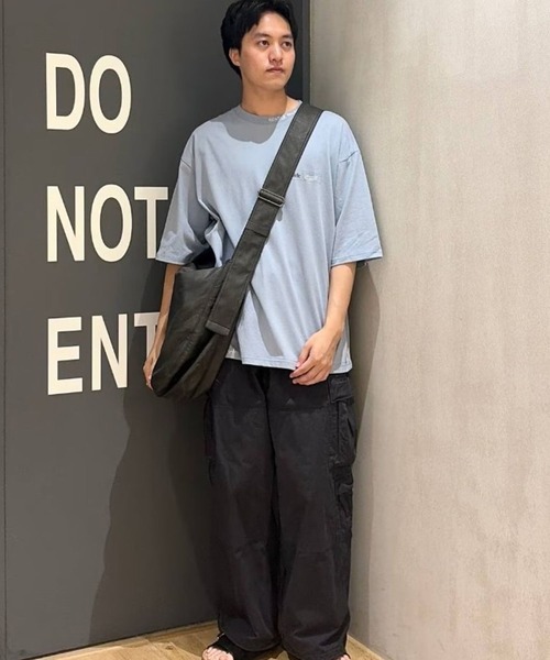 niko and...(ニコアンド)の「ポイントステッチ刺繍Tシャツ(Tシャツ/カットソー・メンズ・ブラック/ブルー/オレンジ/サンドグレー・LARGE/MEDIUM)」の19枚目の写真