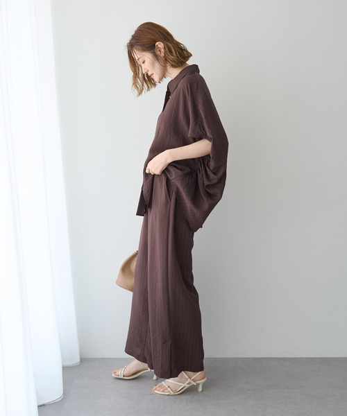 YECCA VECCA(イェッカヴェッカ)の「ストライプ柄ワイドパンツ(その他パンツ・レディース・ネイビー/ブラウン・FREE)」の6枚目の写真