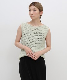 透かし編みノースリーブサマーニット