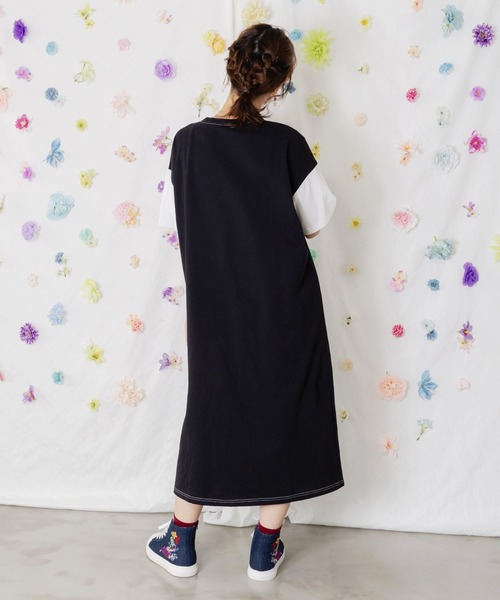 ScoLar（スカラー）の「162614：取り外し可能サコッシュ付き ポップ柄配色ワンピース（ワンピース・レディース・オフホワイト/ブラック・M）」の3枚目の写真