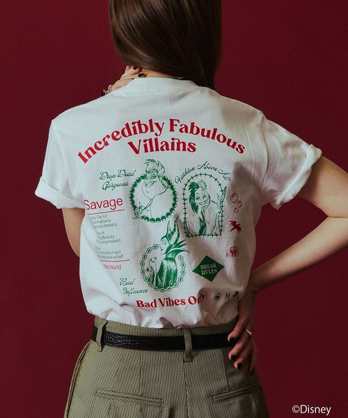 Disney(ディズニー)の「(COLSUN)INCREDIBLY FABULOUS VILLANS S/S TEE(Tシャツ/カットソー・レディース・ホワイト/バーガンディー・S/M)」の4枚目の写真