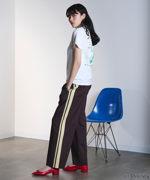 Disney(ディズニー)の「(COLSUN)INCREDIBLY FABULOUS VILLANS S/S TEE(Tシャツ/カットソー・レディース・ホワイト/バーガンディー・S/M)」の12枚目の写真