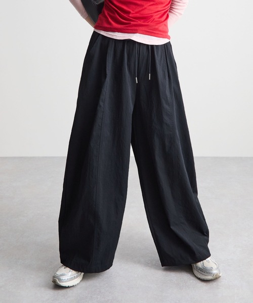 STELLA FISH(ステラフィッシュ)の「【2サイズ展開】イージーカーヴィーパンツ / ウエストゴムワイドパンツ(その他パンツ・レディース・グレー/ベージュ/ネイビー/ホワイト・MEDIUM/LARGE/SMALL)」の1枚目の写真