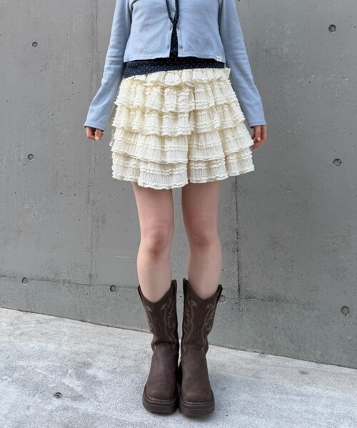 w closet(ダブルクローゼット)の「フリルミニティアードスカパン(スカート・レディース・オフホワイト/アイボリー/ブラック・FREE)」の5枚目の写真