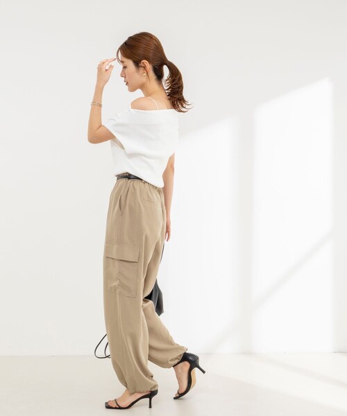 NOLLEY’S(ノーリーズ)の「《手洗い可能》オフショルダーノースリーブプルオーバー(ニット/セーター・レディース・ボルドー/ブラック/オフホワイト・38)」の8枚目の写真