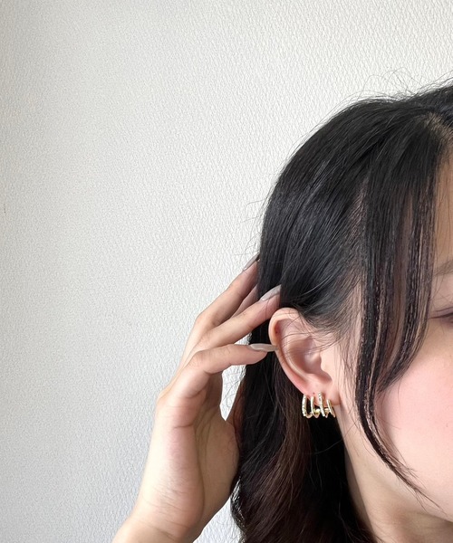 tunee（チュニー）の「華やかゴールドピアス(hsyd)（ピアス（両耳用）・レディース・ゴールド・FREE）」の2枚目の写真