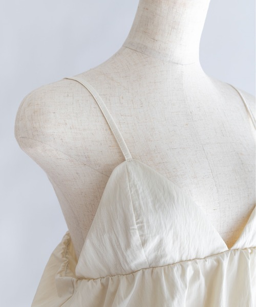 EN NEUME(エンノイム)の「Balloon Gathered Bustier Camisole(キャミソール・レディース・ピンク/ブラック/アイボリー・FREE)」の18枚目の写真