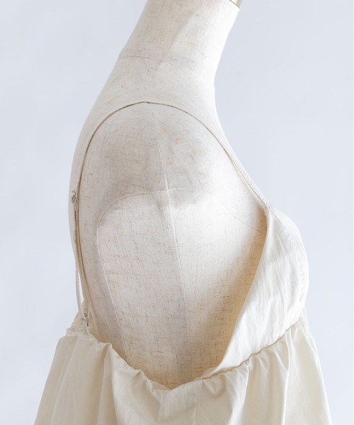 EN NEUME(エンノイム)の「Balloon Gathered Bustier Camisole(キャミソール・レディース・ピンク/ブラック/アイボリー・FREE)」の19枚目の写真
