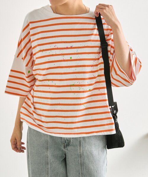 ear PAPILLONNER（イアパピヨネ）の「ペイントボーダーTシャツ【SUM1 STYLE×MONT KEMMEL】（Tシャツ/カットソー・レディース・ホワイト/ブラック/オレンジ・FREE）」の3枚目の写真
