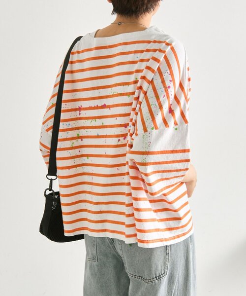 ear PAPILLONNER（イアパピヨネ）の「ペイントボーダーTシャツ【SUM1 STYLE×MONT KEMMEL】（Tシャツ/カットソー・レディース・ホワイト/ブラック/オレンジ・FREE）」の11枚目の写真