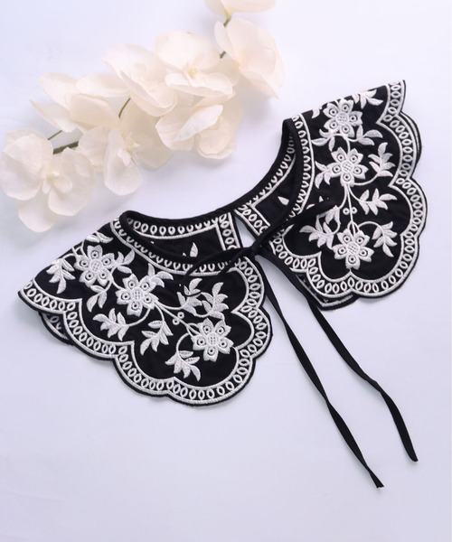 LA VORAGINE(ラ ヴォラジネ)の「レース レトロ花柄 刺繍 つけ襟【マルチウェイ】(マフラー・レディース・Black/White・M)」の10枚目の写真