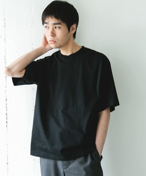 URBAN RESEARCH DOORS(アーバンリサーチドアーズ)の「『速乾/接触冷感/UVカット』Sorona ラウンドカラーショートスリーブTシャツ(Tシャツ/カットソー・メンズ・ライトグレー/ボルドー/ブラック・LARGE/MEDIUM)」の5枚目の写真