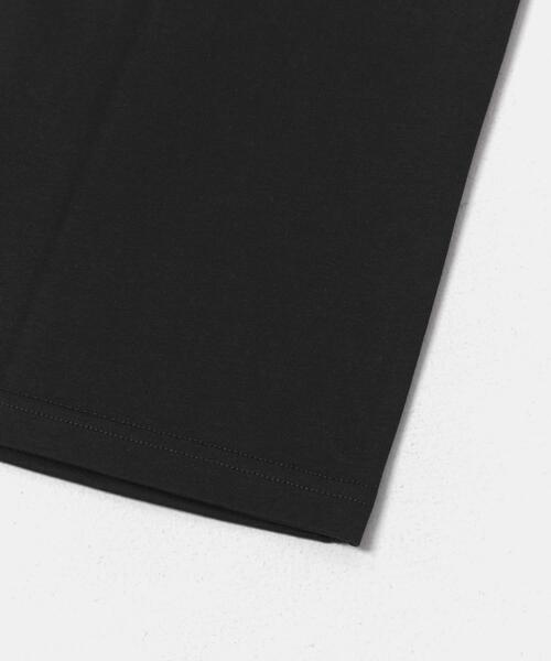 URBAN RESEARCH DOORS(アーバンリサーチドアーズ)の「『速乾/接触冷感/UVカット』Sorona ラウンドカラーショートスリーブTシャツ(Tシャツ/カットソー・メンズ・ライトグレー/ボルドー/ブラック・LARGE/MEDIUM)」の11枚目の写真