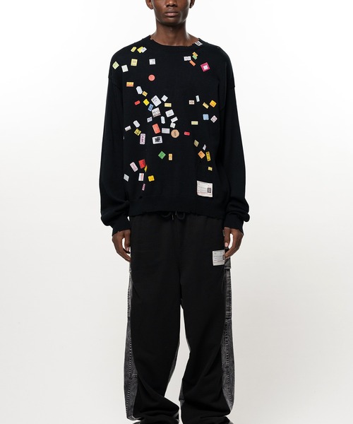Maison MIHARA YASUHIRO(メゾンミハラヤスヒロ)の「Price Tag Sticker Printed Knit Sweater(ニット/セーター・メンズ・ホワイト/グレー/ブラック・44/46/48)」の9枚目の写真