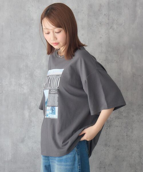 RETRO GIRL(レトロガール)の「cityフォトBIGTEE(Tシャツ/カットソー・レディース・チャコールグレー/グリーン/ホワイト・FREE)」の13枚目の写真
