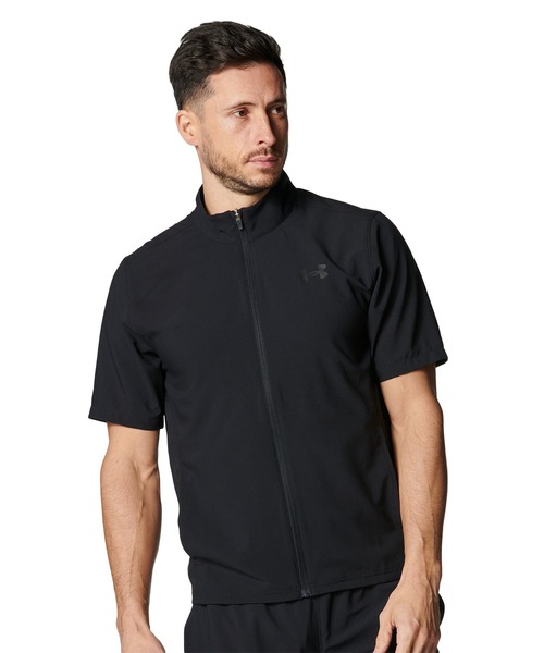 UNDER ARMOUR(アンダーアーマー)の「UAフレッシュウーブン フルジップ ショートスリーブ ジャケット(トレーニング/メンズ)(その他アウター・メンズ・ブラック・S/L/2XL/XL/M)」の1枚目の写真