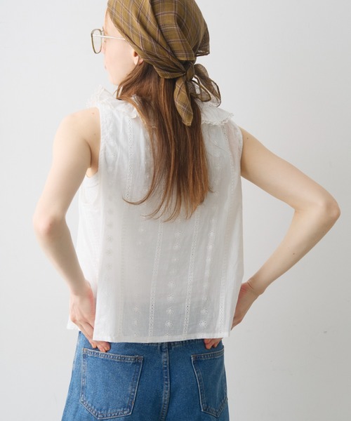 Crisp(クリスプ)の「cutwork friil design blouse / カットワークフリルデザインブラウス(シャツ/ブラウス・レディース・ホワイト・FREE)」の4枚目の写真